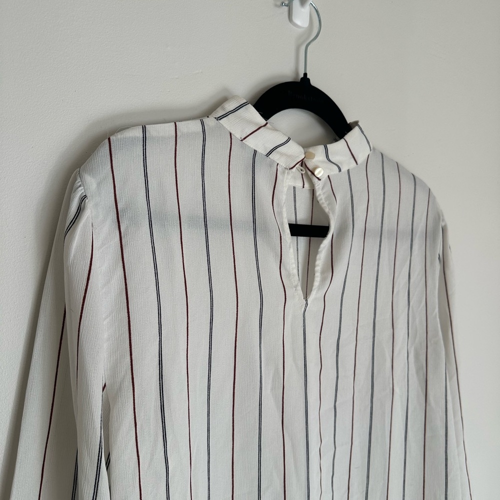 Ann Taylor Factory White Red & Black Striped High Neck Blouse Medium Women’s - Picture 4 of 6